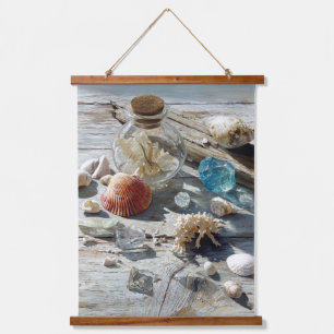 Tapisserie Suspendue Coquillages Colorés sur du Sable Blanc Doux Art