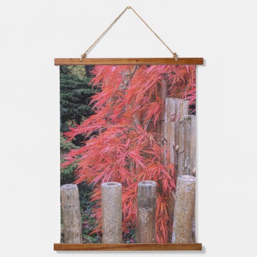 Tapisserie Suspendue Feuilles d'érable japonais rouge et clôture de bam (Recto)