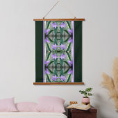 Tapisserie Suspendue Fleurs Lys violettes délicates Abstraites (Chambre à coucher)