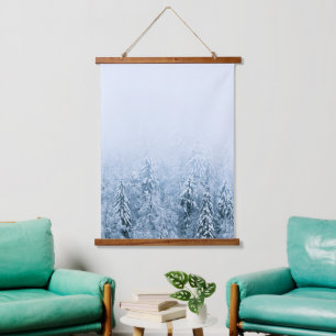 Tapisserie Suspendue Forêt d'épinette de hêtre recouverte de neige dans