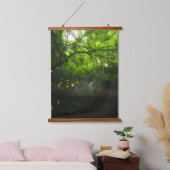 Tapisserie Suspendue Forêt magique avec fleurs jaunes et cascade (Chambre à coucher)