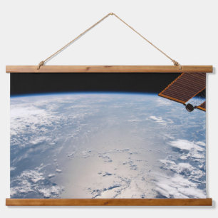 Tapisserie Suspendue Formations Nuageuses Autour Du Soleil Au Large Du 