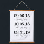 Tapisserie Suspendue Le Premier Jour, Le Oui Jour, Le Meilleur Mariage<br><div class="desc">Design moderne et élégant imprimé Le Premier Jour,  Le Oui Jour,  Le Meilleur Jour Mariage Suspendu Tapisserie qui peut être customisé avec votre texte. Découvrez le magasin Graphic Art Design pour d'autres produits qui correspondent à ce design !</div>