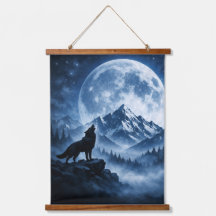 Loup mystique de la nature sauvage sous la lune