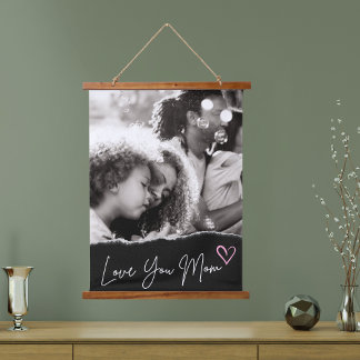 Tapisserie Suspendue Love You Mom Black White Pink Heart Photo personna