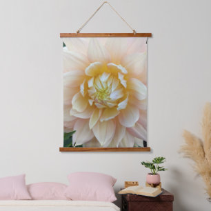 Tapisserie Suspendue Pastel rose dahlia fleuri
