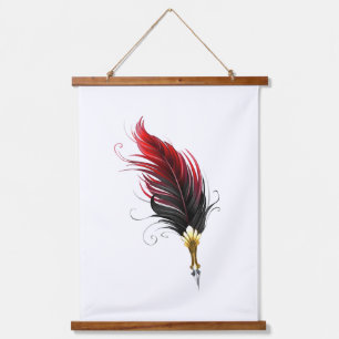 Tapisserie Suspendue Plume rouge avec pointe en or