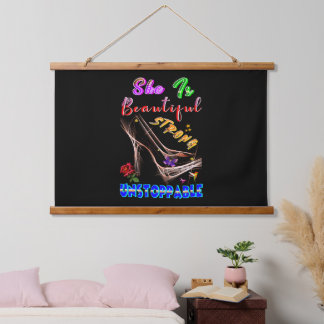 Tapisserie Suspendue She Is Beautiful Strong Unstoppable