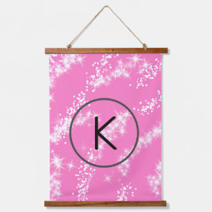Tapisserie Suspendue simple minimal monogramme blanc paillettes rose ea