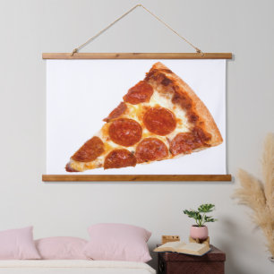 Tapisserie Suspendue Tranche de pizza pepperoni classique de SlipperyJo