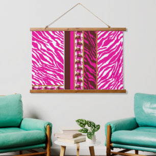 Tapisserie Suspendue Un motif floral complexe en rose et blanc, art