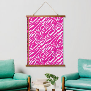 Tapisserie Suspendue Un motif floral complexe en rose et blanc, art