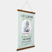 Tapisserie Suspendue Un Petit Dragon Est En Route (Angulaire)