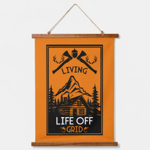 TAPISSERIE SUSPENDUE VIE HORS GRILLE