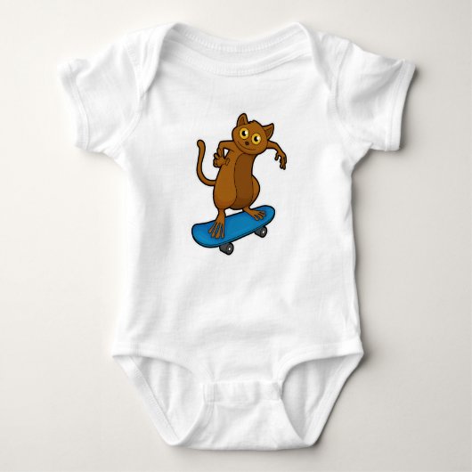 Tarsier als Skater met Skateboard Romper (Voorkant)