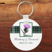 Tartan en Thistle Wedding Favor Sleutelhanger (Voorkant)