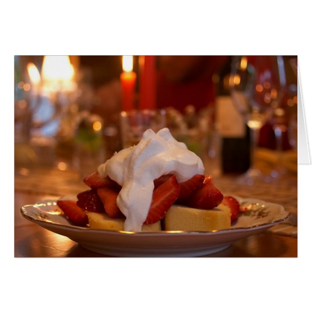 Tarte Aux Fraises Avec Crème À La Foule (Devant horizontal)