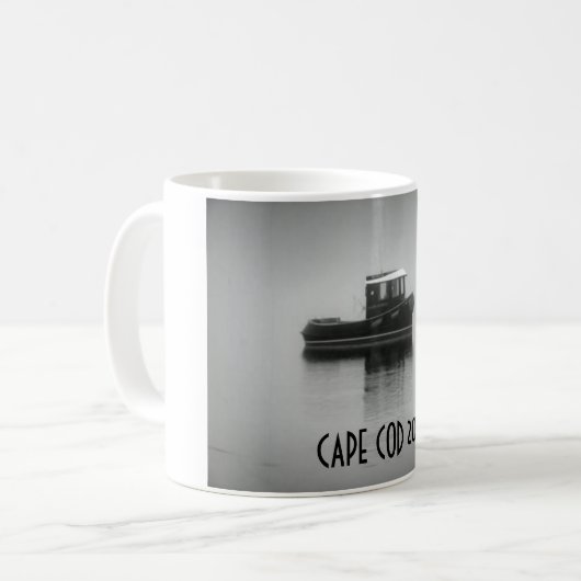 Tasse 2016 de café de Cape Cod :  bateau dans le (Devant gauche)