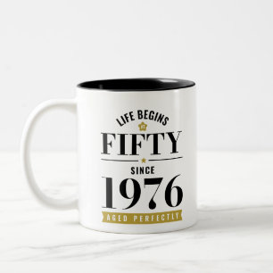 Tasse 2 Couleurs 50 Ans La Vie Commence À Cinquante 1976 50e Annive