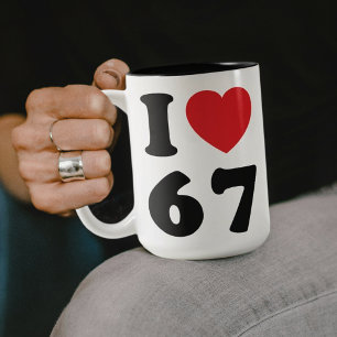 Tasse 2 Couleurs 67 Mème drôle J'aime six sept 67ème anniversaire