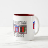 Tasse 2 Couleurs 82e division aérienne Vétéran afghan (Devant droit)
