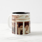 Tasse 2 Couleurs À l'est avant de Monticello (Devant gauche)