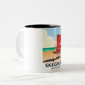 Tasse 2 Couleurs Affiche de plage Skegness Lincolnshire (Devant gauche)