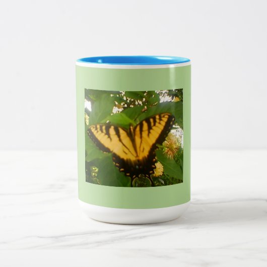 Tasse 2 Couleurs Alimentation de monarques jaunes (Centre)