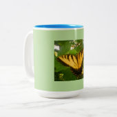 Tasse 2 Couleurs Alimentation de monarques jaunes (Devant gauche)