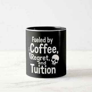 Tasse 2 Couleurs Alimenté par le Café, les Regrets et les Frais de