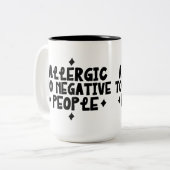 Tasse 2 Couleurs Allergique aux personnes négatives (Devant gauche)