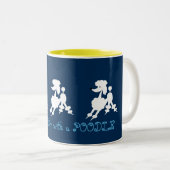 Tasse 2 Couleurs Amants blancs de caniche (Devant droit)
