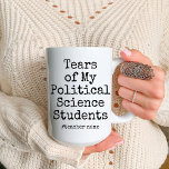 Tasse 2 Couleurs Amusant professeur de sciences politiques Annivers<br><div class="desc">Drôle Larmes de mes étudiants en sciences politiques | Professeur de sciences politiques drôles tasses à café. Cadeaux amusants personnalisables pour les professeurs de sciences politiques du lycée. Cette tasse Représente une typographie amusante qui dit. les meilleurs cadeaux uniques d'anniversaire / retraite pour les professeurs de sciences politiques. c'est une...</div>