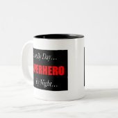 Tasse 2 Couleurs Analyste de super héros (Devant gauche)