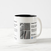 Tasse 2 Couleurs Août IOM (Devant droit)