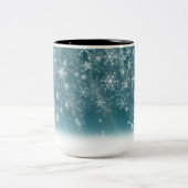 Tasse 2 Couleurs Arrière - plan de flocon d'hiver (Centre)