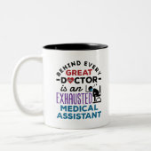 Tasse 2 Couleurs Assistant Médicale Exhausted Funny Appréciation (Gauche)