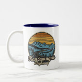 Tasse 2 Couleurs Autoroute Kancamagus New Hampshire Retro (Gauche)