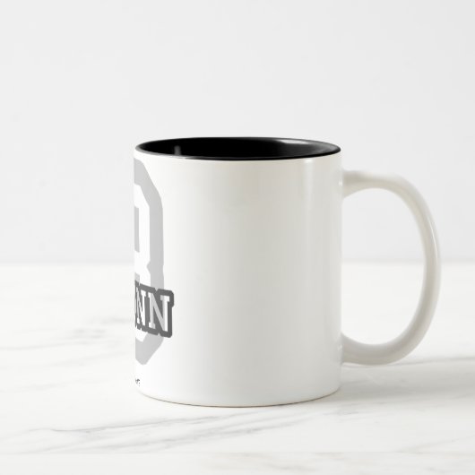 Tasse 2 Couleurs B est pour Brynn (Droit)