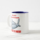 Tasse 2 Couleurs Bain avec les requins (Devant gauche)