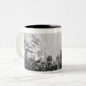 Tasse 2 Couleurs Barricade dans la rue de Flandre (Devant gauche)