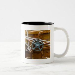 Tasse 2 Couleurs Bateau en bois antique