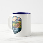 Tasse 2 Couleurs Beartooth Highway Montana Wyoming Shield (Devant gauche)