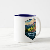 Tasse 2 Couleurs Beartooth Highway Montana Wyoming Shield (Devant droit)