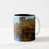 Tasse 2 Couleurs Beau paysage du Central Park NYC (Devant droit)
