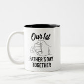 Tasse 2 Couleurs Bébé à papa notre première Fête des pères ensemble (Gauche)