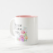 Tasse 2 Couleurs Bénissez vos peu de chaussettes de coton (Devant gauche)