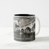 Tasse 2 Couleurs Bienvenue à Cleveland, Ohio ! (Devant droit)