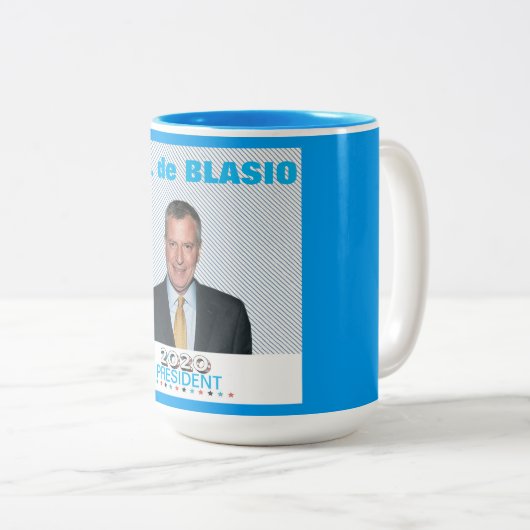 Tasse 2 Couleurs Bill de Blasio 2020 (Devant droit)