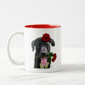 Tasse 2 Couleurs Black Labrador avec Roses 2 (Gauche)